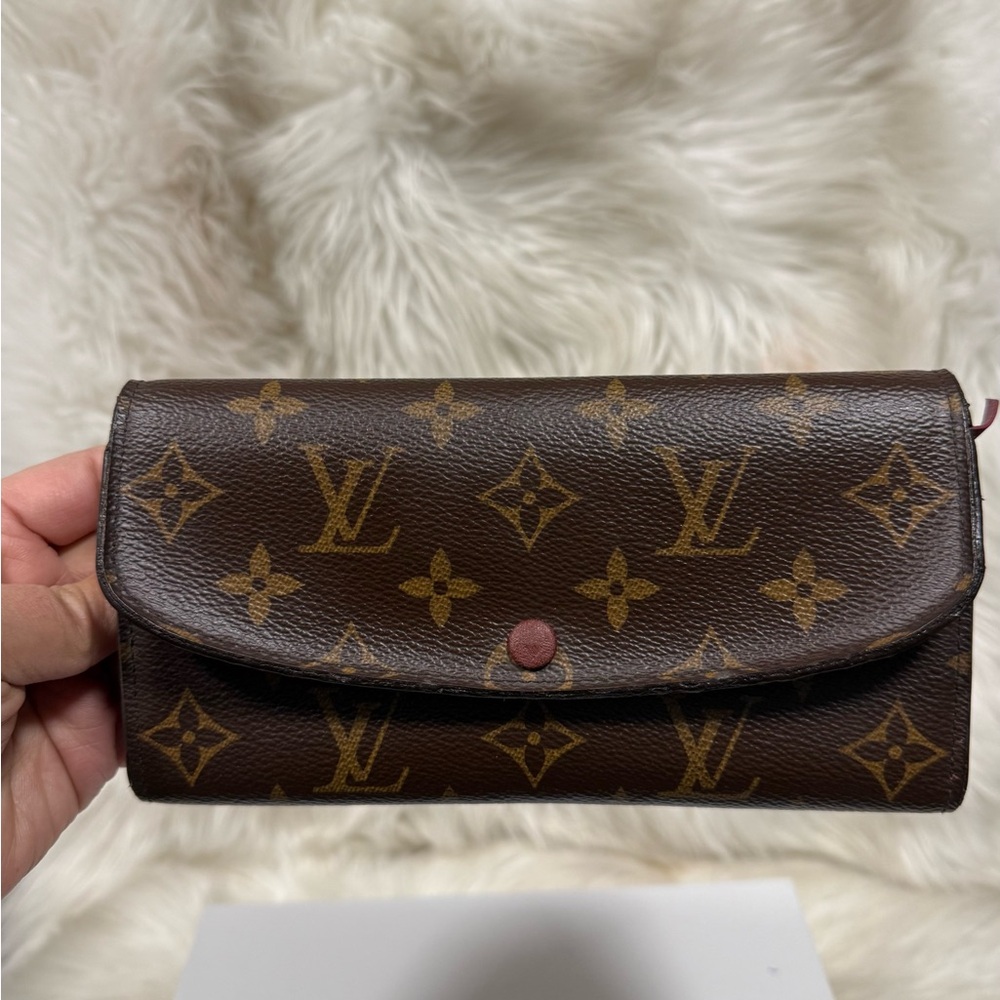 Authentic Louis Vuitton Monogram Emilie Long Wallet